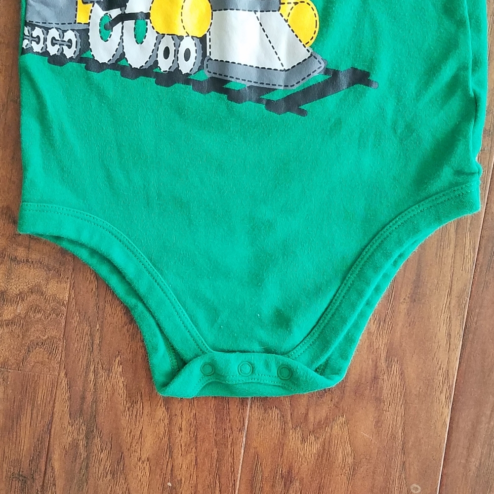 Garanimals Long sleeved Train Onesie {24M} - Picture 4 of 7